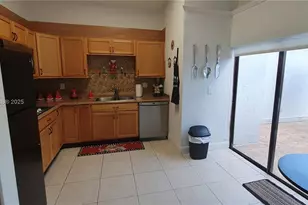 6702 SW 152nd Pl, Miami, FL 33193 - Photo 18