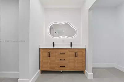 8370 SW 46th St, Miami, FL 33155 - Photo 12