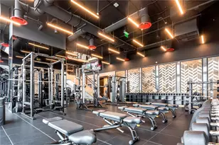 398 NE 5th St, Miami, FL 33132 - Photo 26