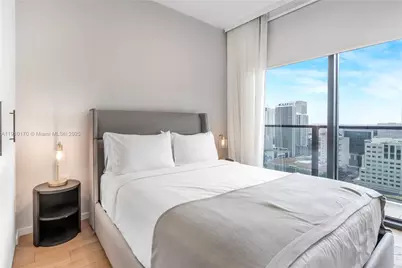 398 NE 5th St #1901, Miami, FL 33132 - Photo 16
