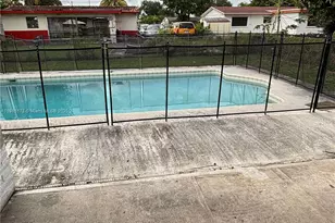 17110 NW 11th Ave, Miami Gardens, FL 33169 - Photo 24