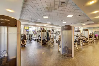 678 Hermitage Cir, Palm Beach Gardens, FL 33410 - Photo 62