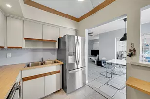 801 Atlantic Shores Blvd, Hallandale Beach, FL 33009 - Photo 18