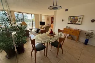 3625 N Country Club Dr, Aventura, FL 33180 - Photo 20