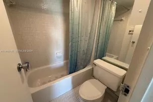 3625 N Country Club Dr, Aventura, FL 33180 - Photo 18