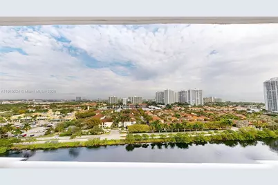 3675 N Country Club Dr #1610, Aventura, FL 33180 - Photo 28