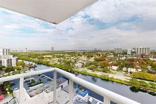 3675 N Country Club Dr, Aventura, FL 33180 - Photo 46