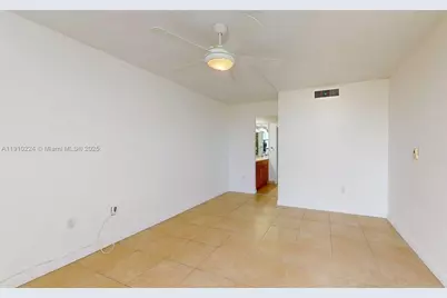 3675 N Country Club Dr #1610, Aventura, FL 33180 - Photo 30