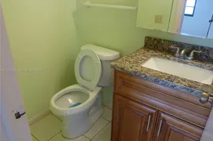 180 Cypress Club Dr, Pompano Beach, FL 33060 - Photo 38