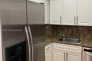 7441 Wayne Ave, Miami Beach, FL 33141 - Photo 4