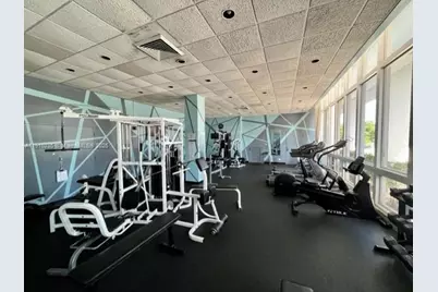 7441 Wayne Ave #2D, Miami Beach, FL 33141 - Photo 2