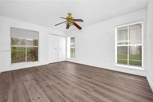 833 Riverside Dr, Coral Springs, FL 33071 - Photo 12