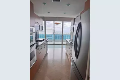 5025 Collins Ave #1602, Miami Beach, FL 33140 - Photo 6