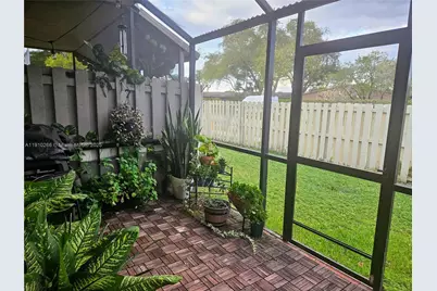 8360 SW 154th Ave, Miami, FL 33193 - Photo 20