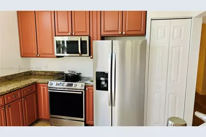 3001 NE 185th St #431, Aventura, FL 33180 - Photo 8