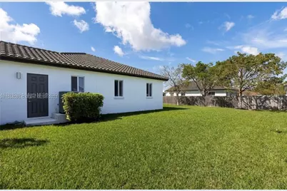 9341 SW 174th St, Palmetto Bay, FL 33157 - Photo 18