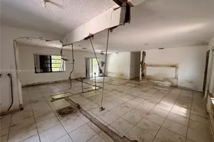 10441 SW 48th St, Miami, FL 33165 - Photo 28