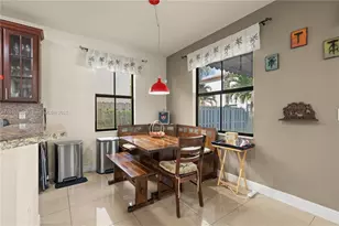 8825 NW 100th Pl, Doral, FL 33178 - Photo 14