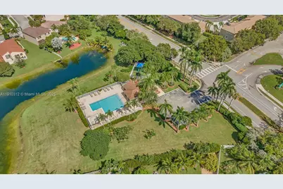 15697 NW 12th Pl, Pembroke Pines, FL 33028 - Photo 76
