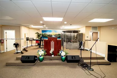 6180 NW 11th St #25-4, Sunrise, FL 33313 - Photo 2