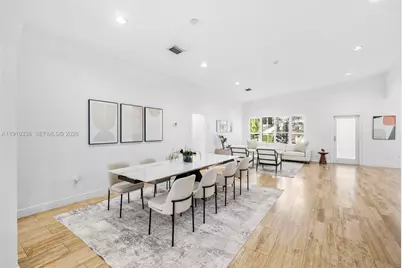 6300 Allison Rd, Miami Beach, FL 33141 - Photo 14