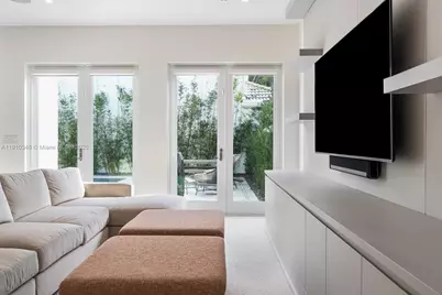 19941 NE 36th Pl, Aventura, FL 33180 - Photo 12