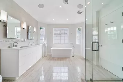 19941 NE 36th Pl, Aventura, FL 33180 - Photo 34