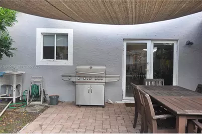 2908 N 36th Ave, Hollywood, FL 33021 - Photo 22