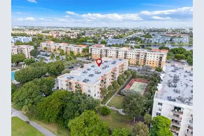 9320 Fountainebleau Blvd #215, Miami, FL 33172 - Photo 16