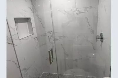 926 Michigan Ave #12, Miami Beach, FL 33139 - Photo 10