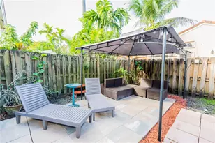 1327 Seagrape Cir, Weston, FL 33326 - Photo 30