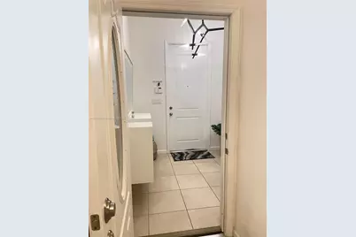 27563 SW 139th Psge #A, Homestead, FL 33032 - Photo 2
