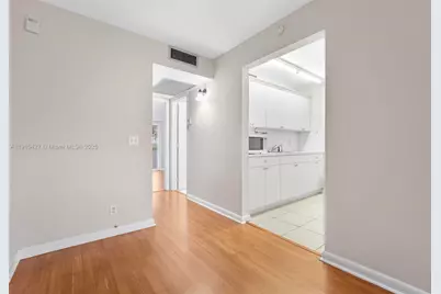 800 SW 131st Ave #108F, Pembroke Pines, FL 33027 - Photo 2