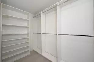 16385 Biscayne Blvd, North Miami Beach, FL 33160 - Photo 10