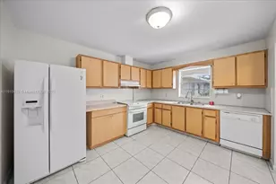 508 Holyoke Ln, Lake Worth, FL 33467 - Photo 6