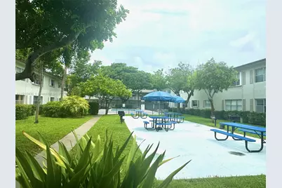 540 SE 2nd Ave #J3, Deerfield Beach, FL 33441 - Photo 8