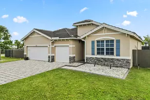 19006 SW 307th St, Homestead, FL 33030 - Photo 2