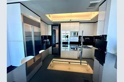 [Address not provided], Miami, FL 33131 - Photo 20