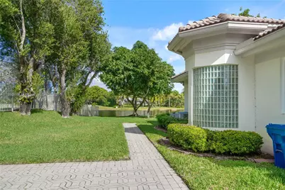 2939 Paddock Ln, Weston, FL 33331 - Photo 58