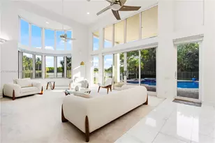 2939 Paddock Ln, Weston, FL 33331 - Photo 8