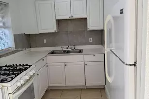 1820 Funston St, Hollywood, FL 33020 - Photo 4