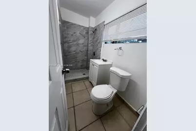 4711 SW 31st Dr, West Park, FL 33023 - Photo 6