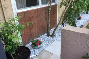 8220 SW 24th St, North Lauderdale, FL 33068 - Photo 14