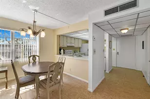 1087 Forest Lakes Dr, Naples, FL 34105 - Photo 34