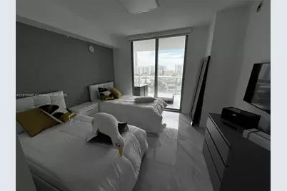 330 Sunny Isles Blvd #5-1008, Sunny Isles Beach, FL 33160 - Photo 10