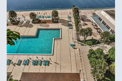 300 Bayview Dr #902, Sunny Isles Beach, FL 33160 - Photo 6