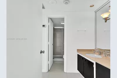 300 Bayview Dr #902, Sunny Isles Beach, FL 33160 - Photo 56