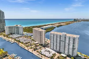 300 Bayview Dr, Sunny Isles Beach, FL 33160 - Photo 32