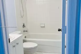 4123 NE 24th St, Homestead, FL 33033 - Photo 10