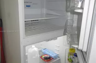 581 Blue Heron Dr, Hallandale Beach, FL 33009 - Photo 20